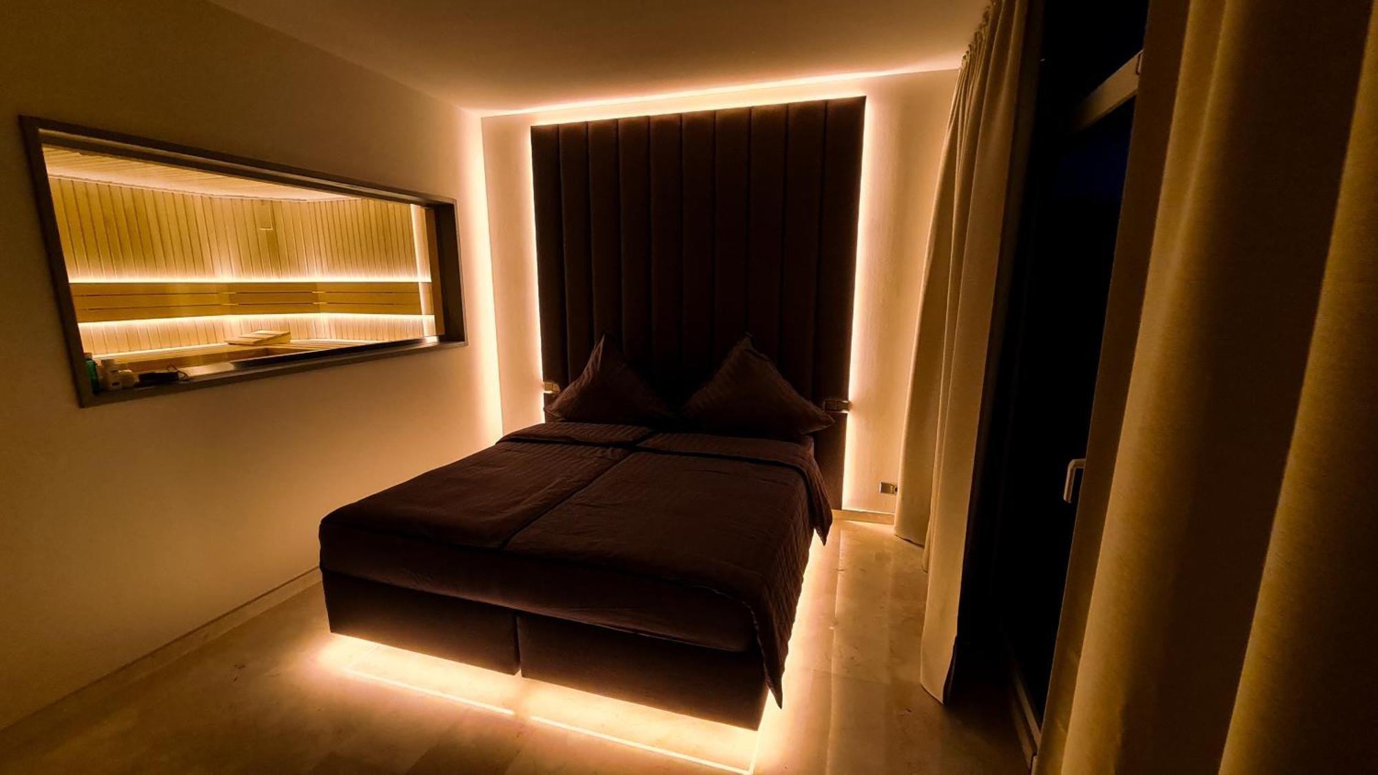Deluxe Apartment Mit Sauna, Gehobene Ausstattung, Sydney Schwarzenbek Bagian luar foto