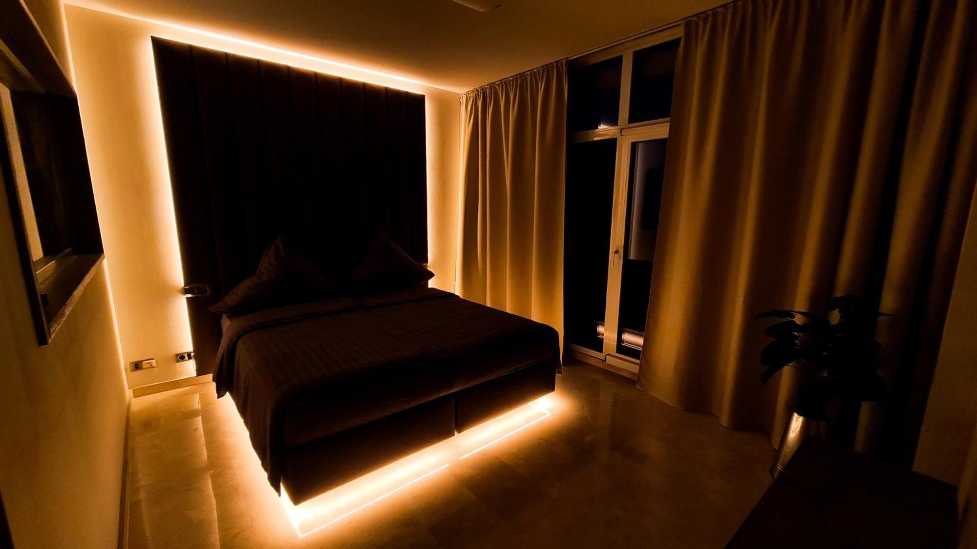 Deluxe Apartment Mit Sauna, Gehobene Ausstattung, Sydney Schwarzenbek Bagian luar foto