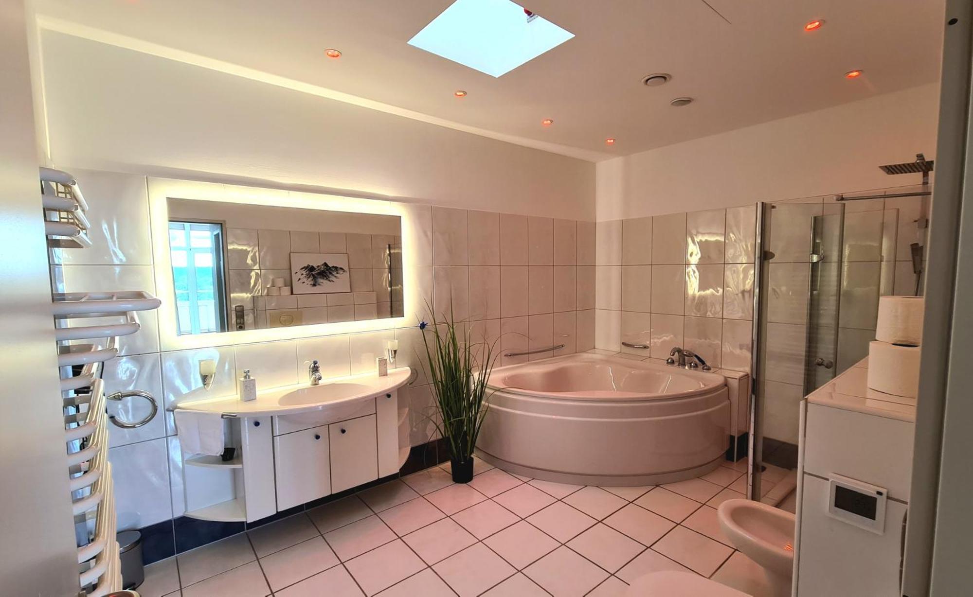 Deluxe Apartment Mit Sauna, Gehobene Ausstattung, Sydney Schwarzenbek Bagian luar foto
